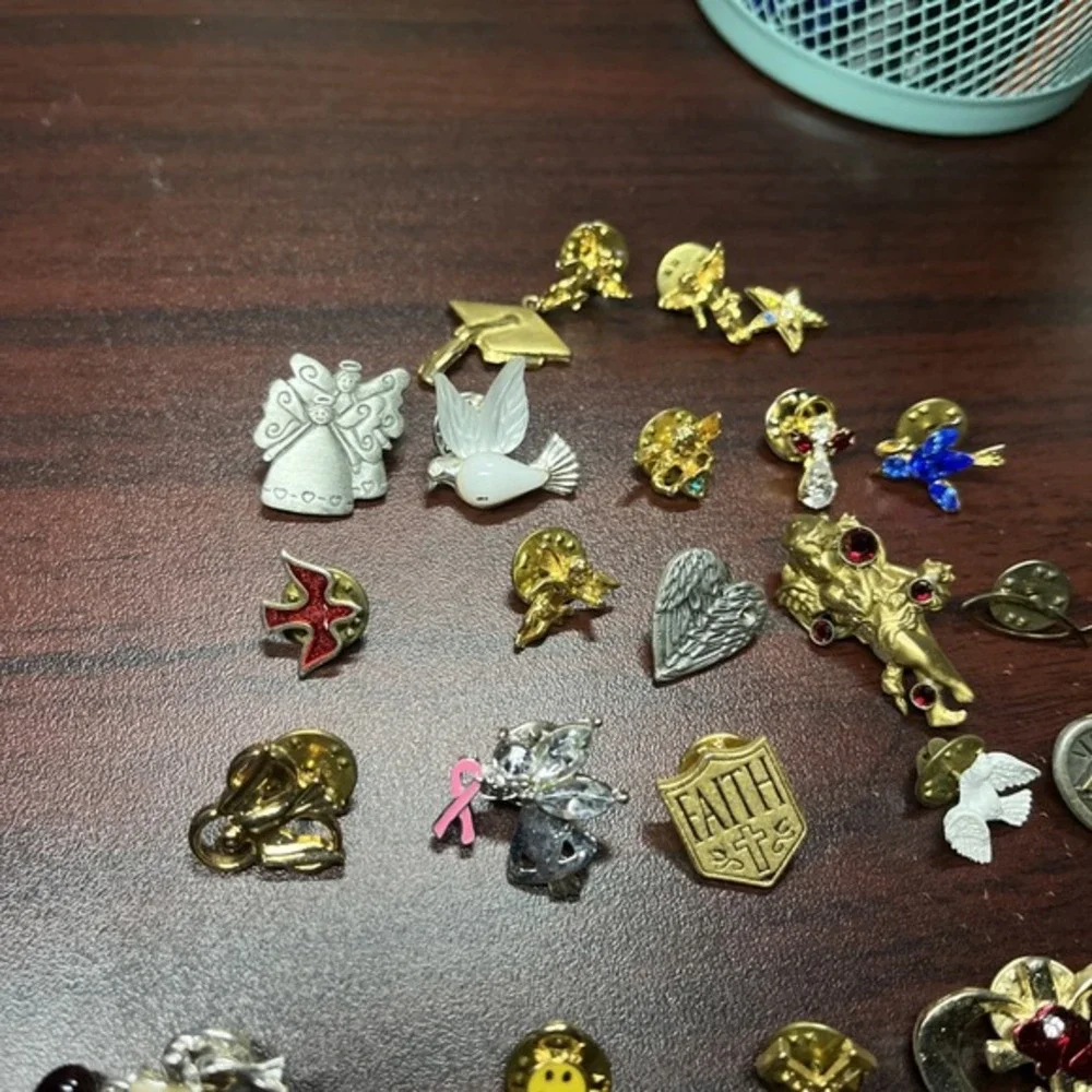 Lot‎ Of 27 Christian Religious Religion Angel Lapel Hat Pins